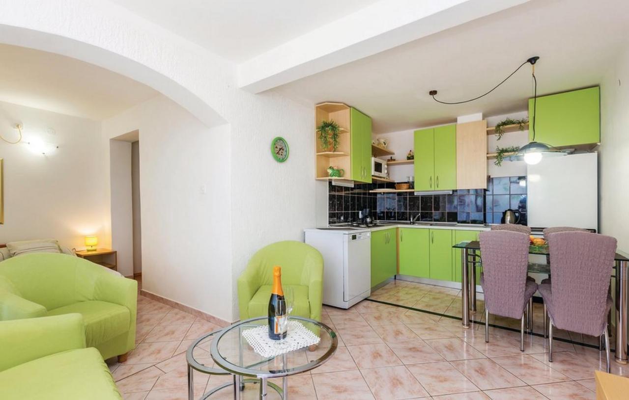 Apartments Paola Karlobag Cameră foto