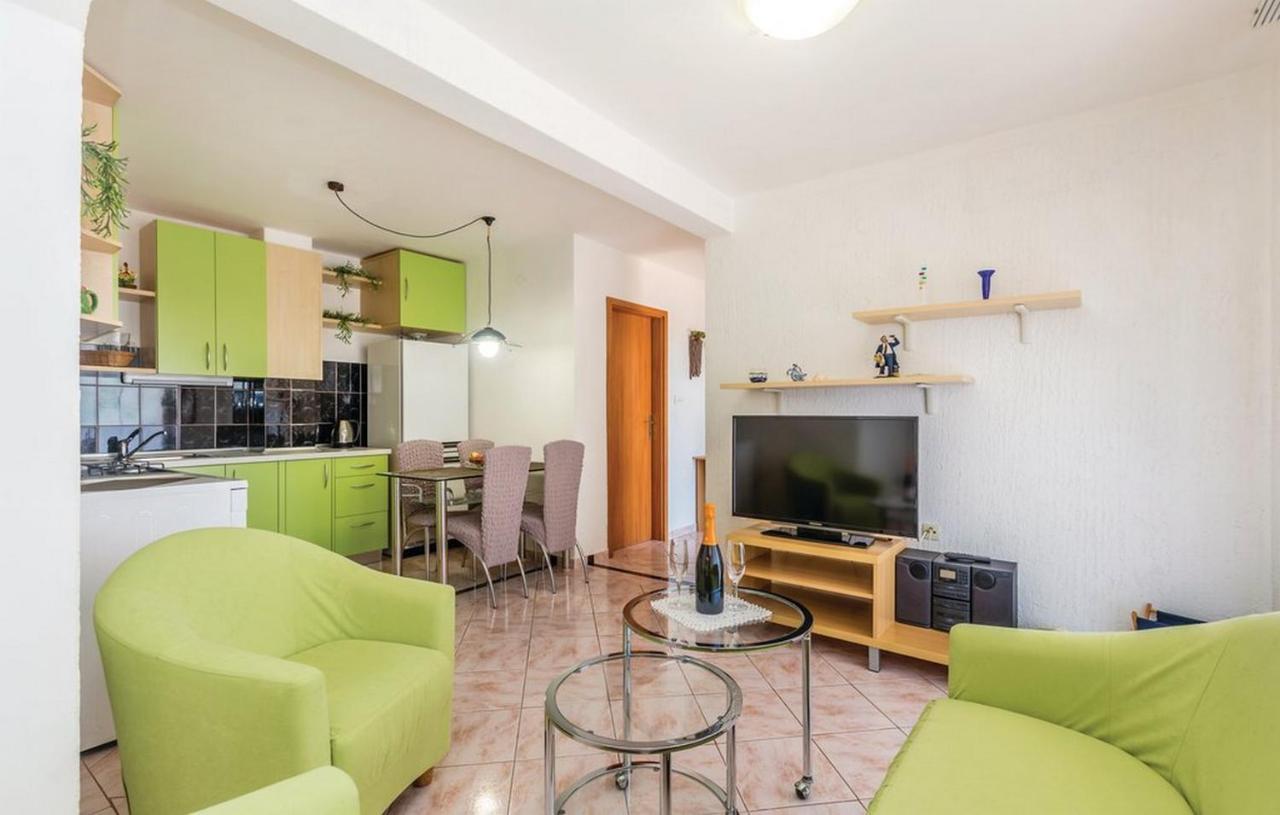 Apartments Paola Karlobag Cameră foto